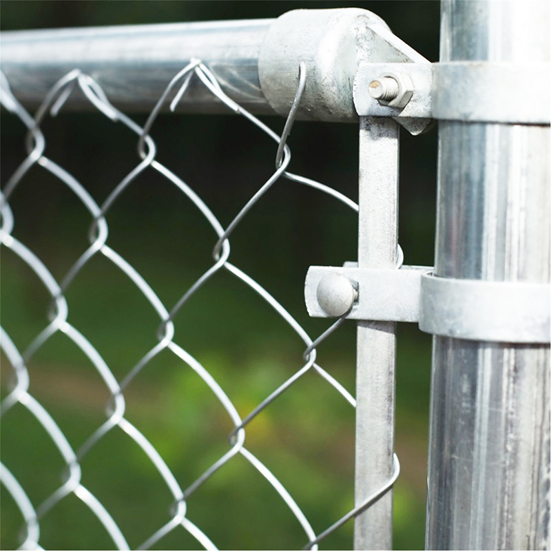 Why Choose Galvanized Chain Link Fences for Your Sliding Gate Needs