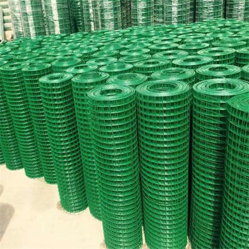 Black and green welded wire mesh with plastic coated