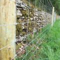 Tight lock field farm fence for horses and cows