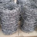 BWG 14 gauge GI barbed wire on fence used for security